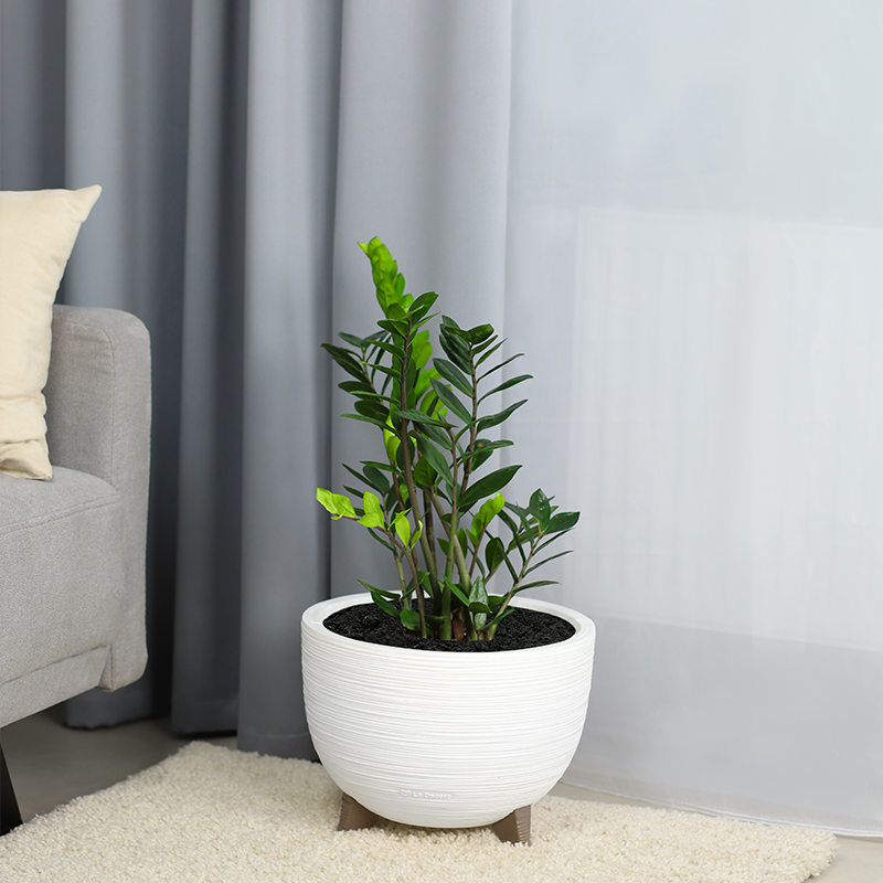 Кашпо Чаша на ножках ребристое (белый)_4