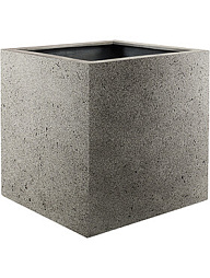 Кашпо Grigio cube natural-concrete