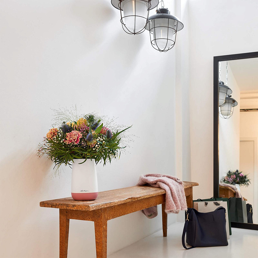 Ваза Лечуза Юла (белый/ярко-розовый)_1